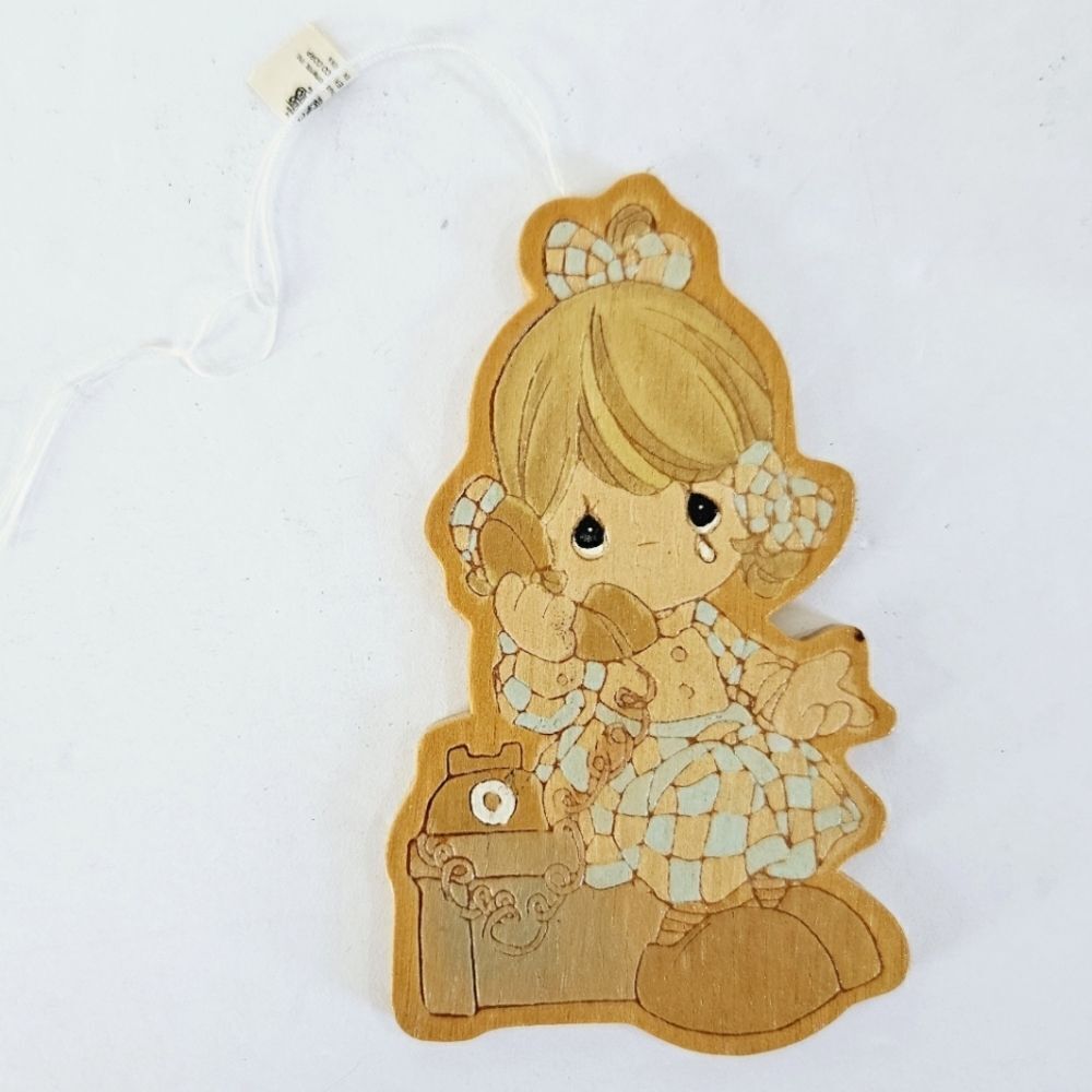 Vintage 1993 Cracker Barrel Precious Moments Hand Made Wooden Christmas Ornament